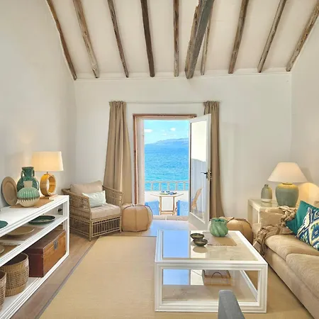 Casa Malena Seafront And Private Pool Vakantiehuis