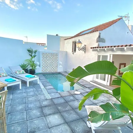 펜션 Casa Malena Seafront And Private Pool