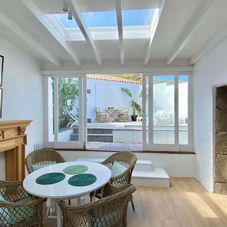Casa Malena Seafront And Private Pool Feriehus
