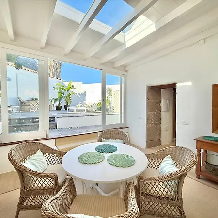 Casa Malena Seafront And Private Pool Las Aguas