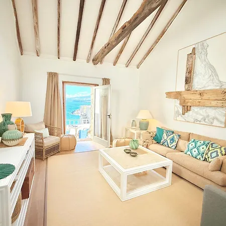 Casa Malena Seafront And Private Pool Dom wakacyjny *